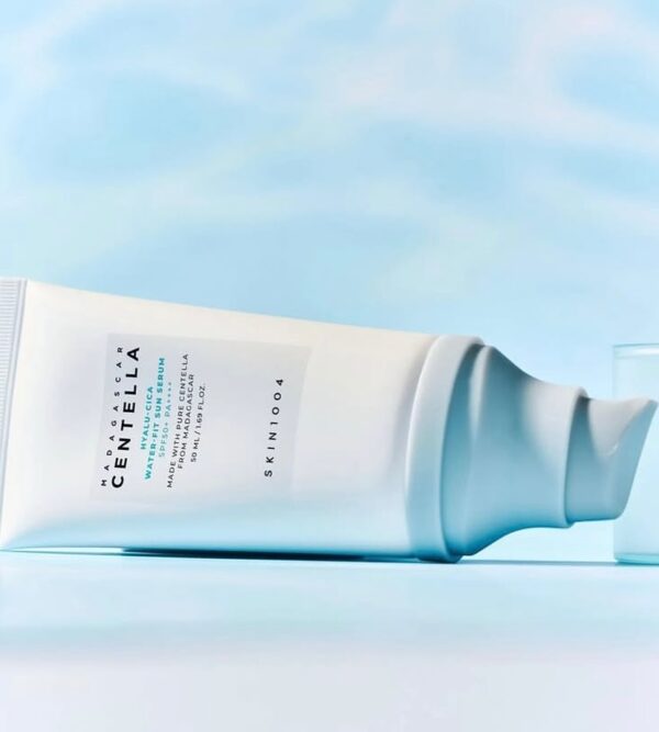 Skin1004 Madagascar Centella Hyalu-Cica Water-Fit Sun Serum 50ml - Image 3
